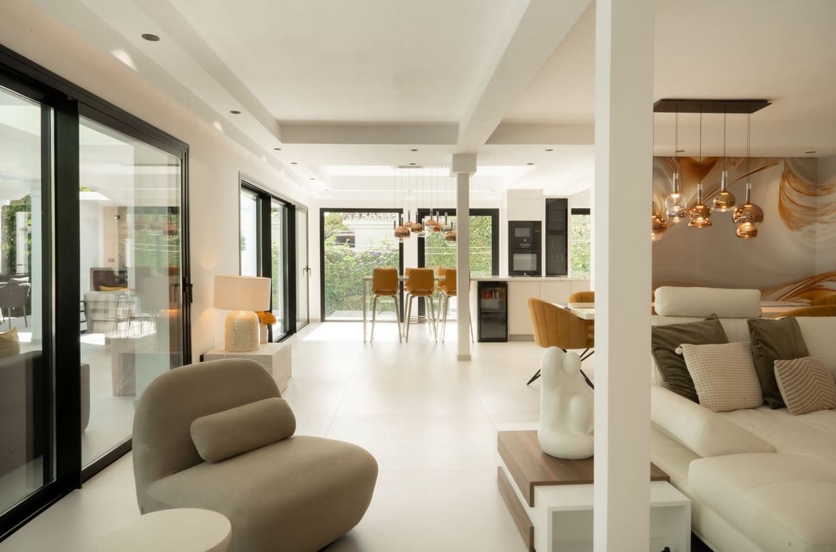 5 Zimmer Villa zu verkaufen in Saladillo-Benamara mit Pool Garage - 3.985.000 € (Ref: 10128659)