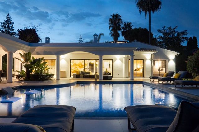 5 Zimmer Villa zu verkaufen in Saladillo-Benamara, Estepona mit Pool Garage - 3.985.000 € (Ref: 10128659)