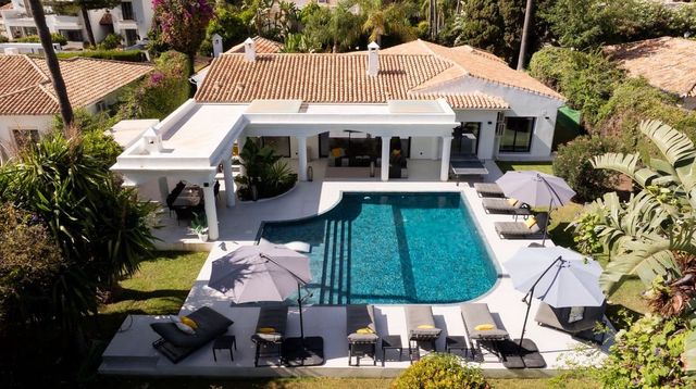 5 Zimmer Villa zu verkaufen in Saladillo-Benamara, Estepona mit Pool Garage - 3.985.000 € (Ref: 10128659)