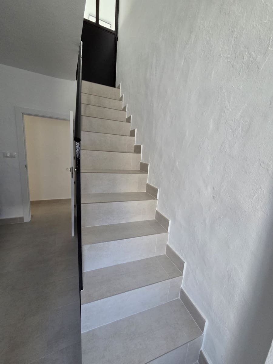 4 quarto Casa em Banda para venda em Tolox - 194 950 € (Ref: 10128660)