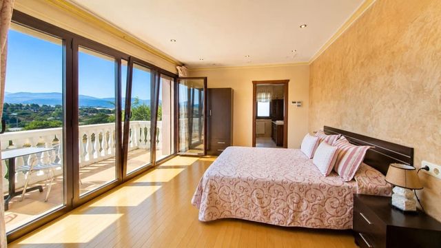 6 soverom Villa til salgs i Ronda med svømmebasseng garasje - € 650 000 (Ref: 10128661)