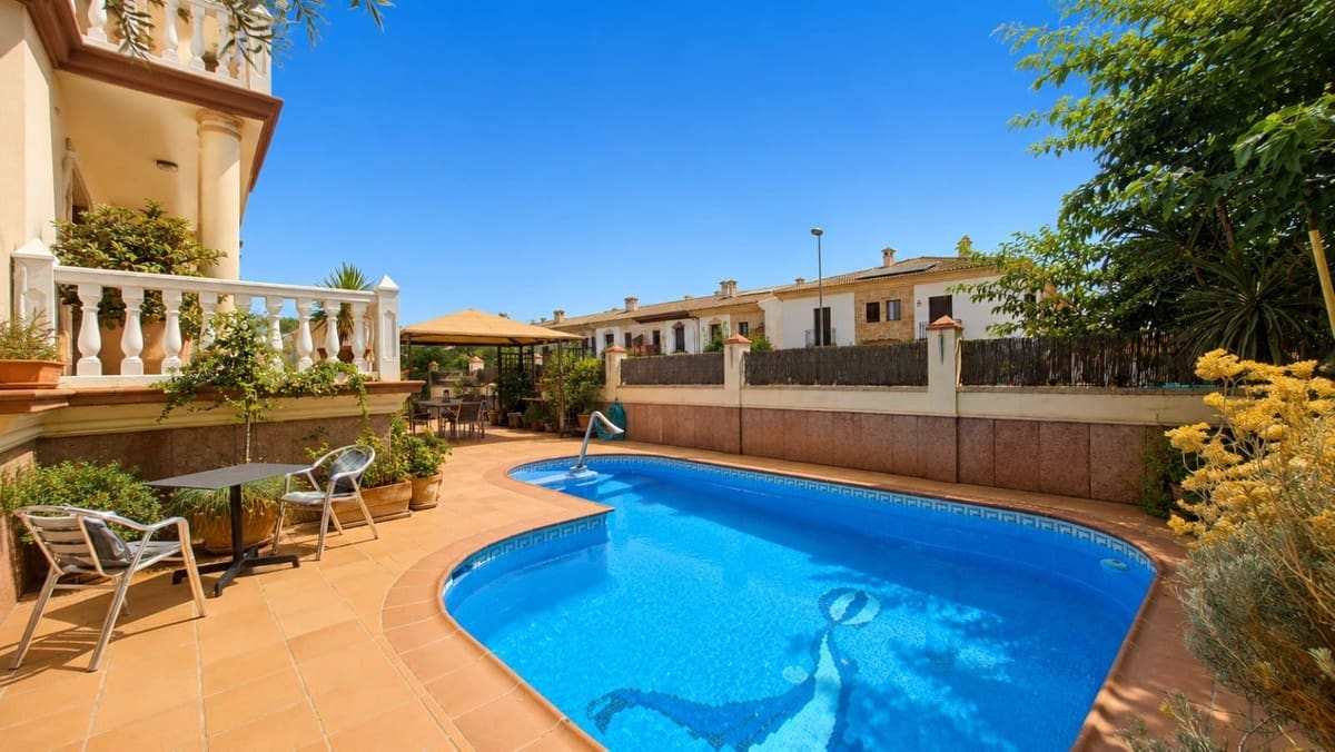 6 slaapkamer Villa te koop in Ronda met zwembad garage - € 650.000 (Ref: 10128661)