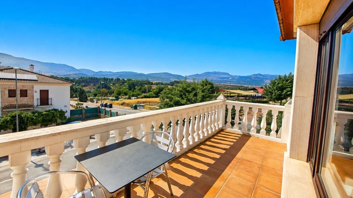 6 slaapkamer Villa te koop in Ronda met zwembad garage - € 650.000 (Ref: 10128661)