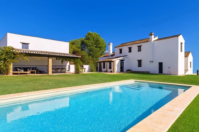 5 sypialnia Willa na sprzedaż w Ronda z basenem garażem - 695 000 € (Ref: 10128664)