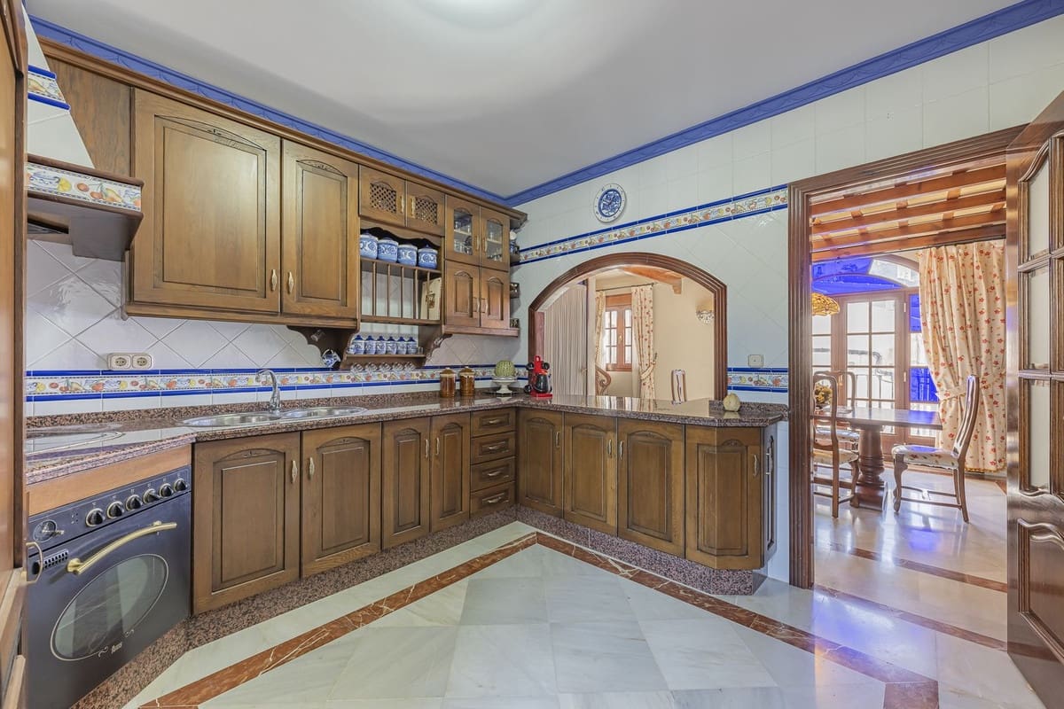 4 chambre Maison de Ville à vendre à Gaucin avec garage - 398 000 € (Ref: 10128665)