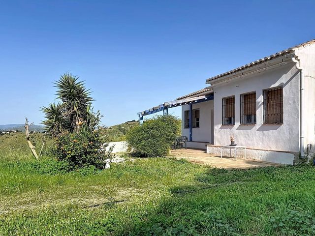 4 sovrum Finca/Hus på landet till salu i Canillas de Aceituno med pool garage - 260 000 € (Ref: 10128667)