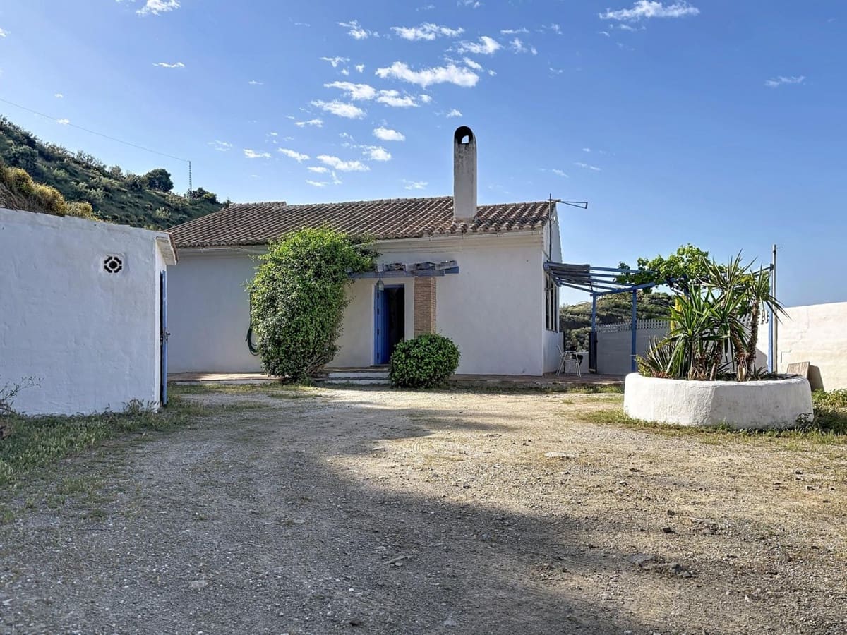 4 sovrum Finca/Hus på landet till salu i Canillas de Aceituno med pool garage - 260 000 € (Ref: 10128667)
