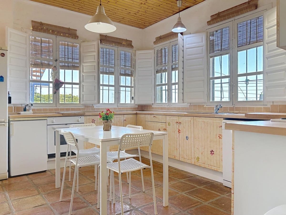 4 sovrum Finca/Hus på landet till salu i Canillas de Aceituno med pool garage - 260 000 € (Ref: 10128667)