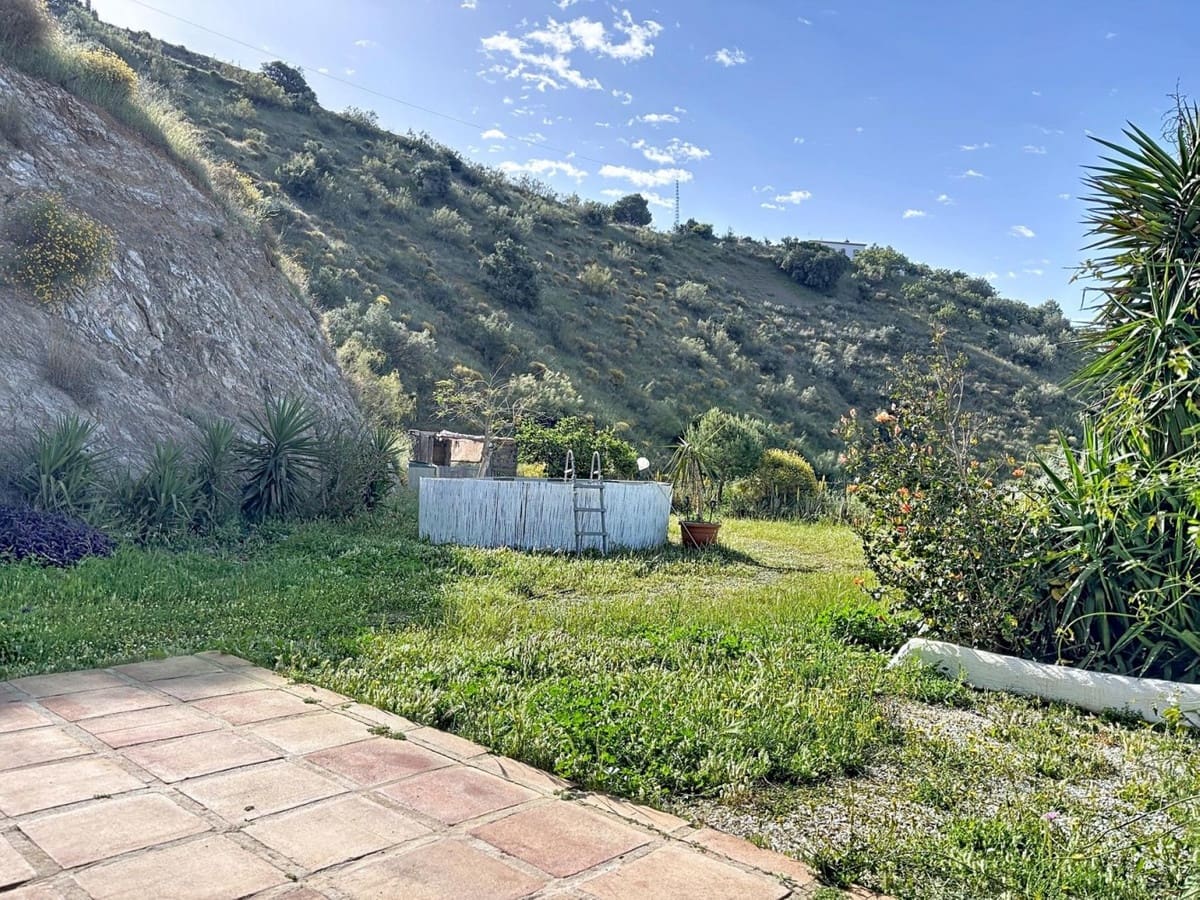 4 sovrum Finca/Hus på landet till salu i Canillas de Aceituno med pool garage - 260 000 € (Ref: 10128667)