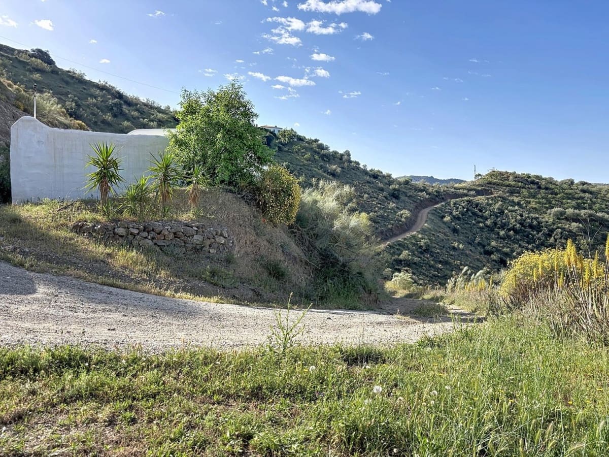 4 sovrum Finca/Hus på landet till salu i Canillas de Aceituno med pool garage - 260 000 € (Ref: 10128667)