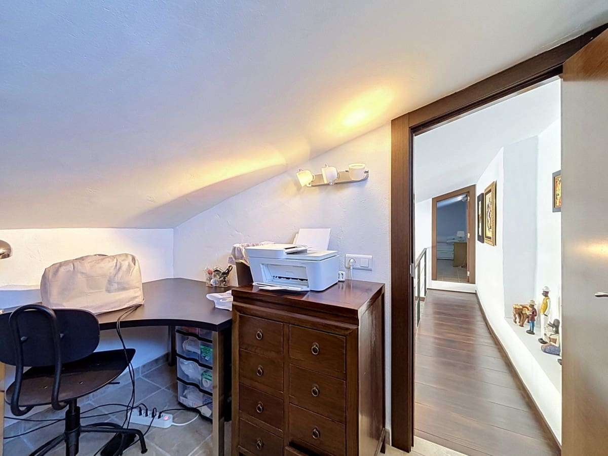 3 quarto Moradia para venda em Canillas de Aceituno com garagem - 485 000 € (Ref: 10128669)