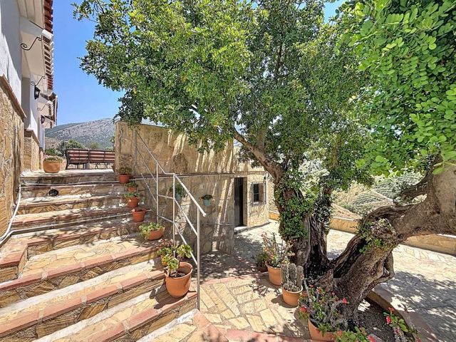 3 quarto Moradia para venda em Canillas de Aceituno com garagem - 485 000 € (Ref: 10128669)
