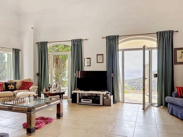 4 quarto Moradia para venda em Canillas de Aceituno com garagem - 449 000 € (Ref: 10128670)