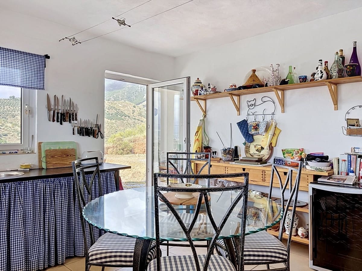 4 quarto Moradia para venda em Canillas de Aceituno com garagem - 449 000 € (Ref: 10128670)
