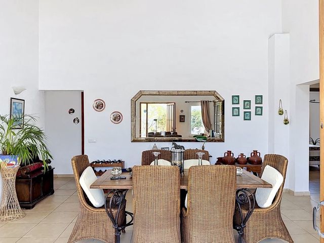 4 quarto Moradia para venda em Canillas de Aceituno com garagem - 449 000 € (Ref: 10128670)