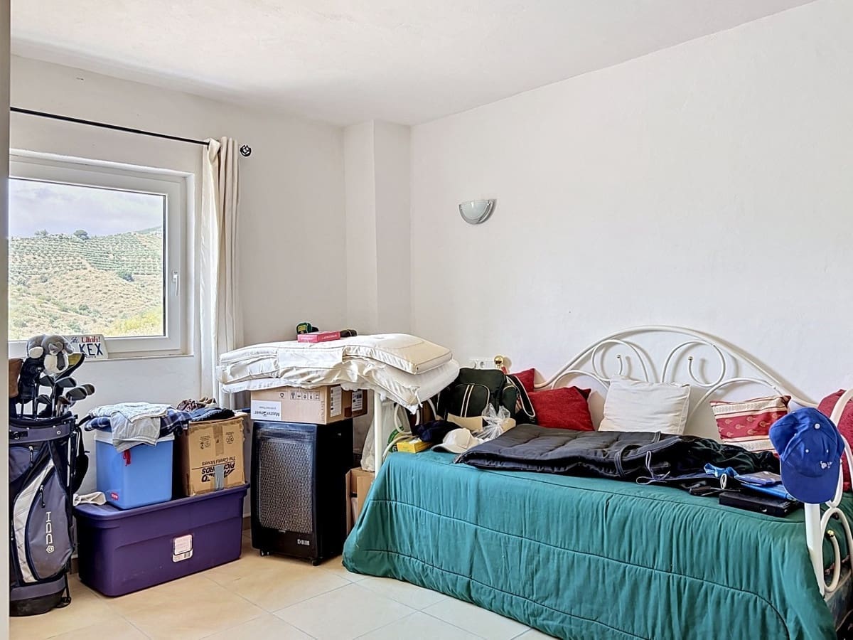 4 quarto Moradia para venda em Canillas de Aceituno com garagem - 449 000 € (Ref: 10128670)