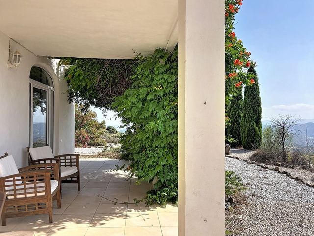 4 quarto Moradia para venda em Canillas de Aceituno com garagem - 449 000 € (Ref: 10128670)