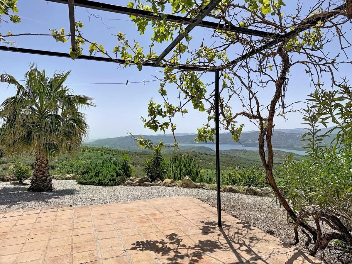 8 soverom Villa til salgs i Alcaucin med svømmebasseng garasje - € 1 250 000 (Ref: 10128671)