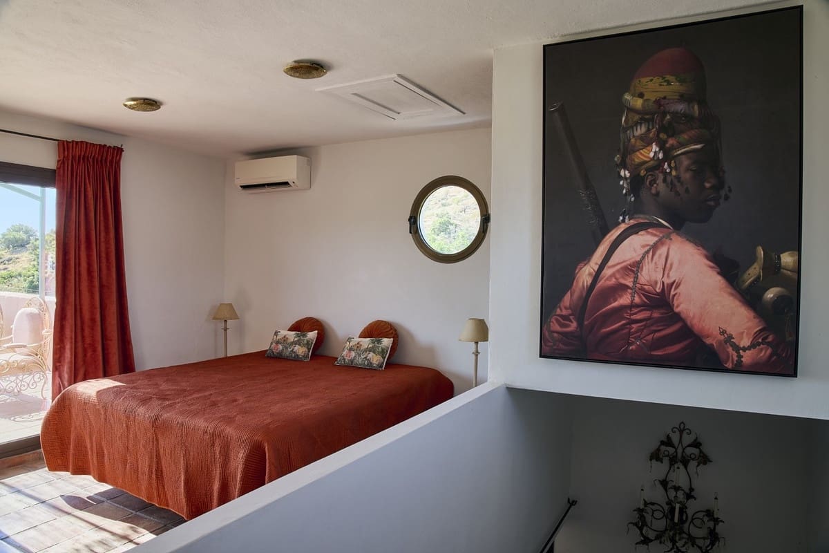 5 Zimmer Villa zu verkaufen in Comares mit Pool Garage - 1.649.500 € (Ref: 10128672)