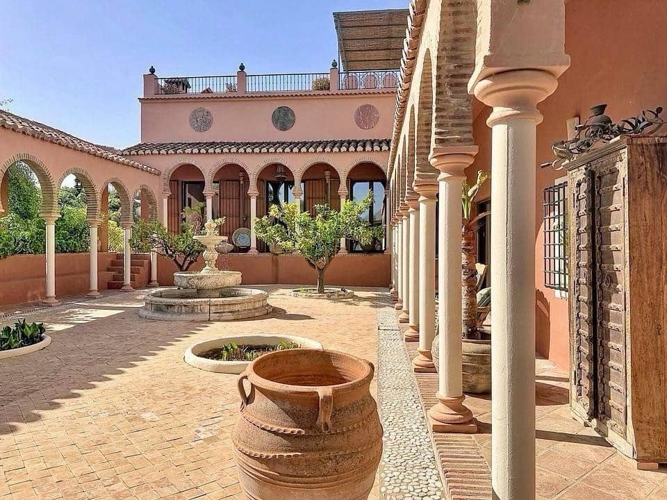 5 Zimmer Villa zu verkaufen in Comares mit Pool Garage - 1.649.500 € (Ref: 10128672)