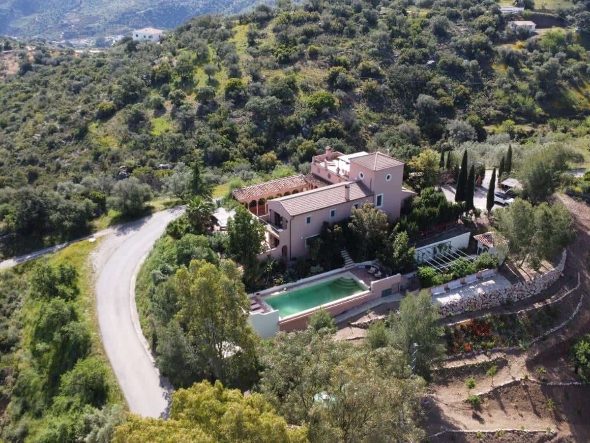 5 Zimmer Villa zu verkaufen in Comares mit Pool Garage - 1.649.500 € (Ref: 10128672)