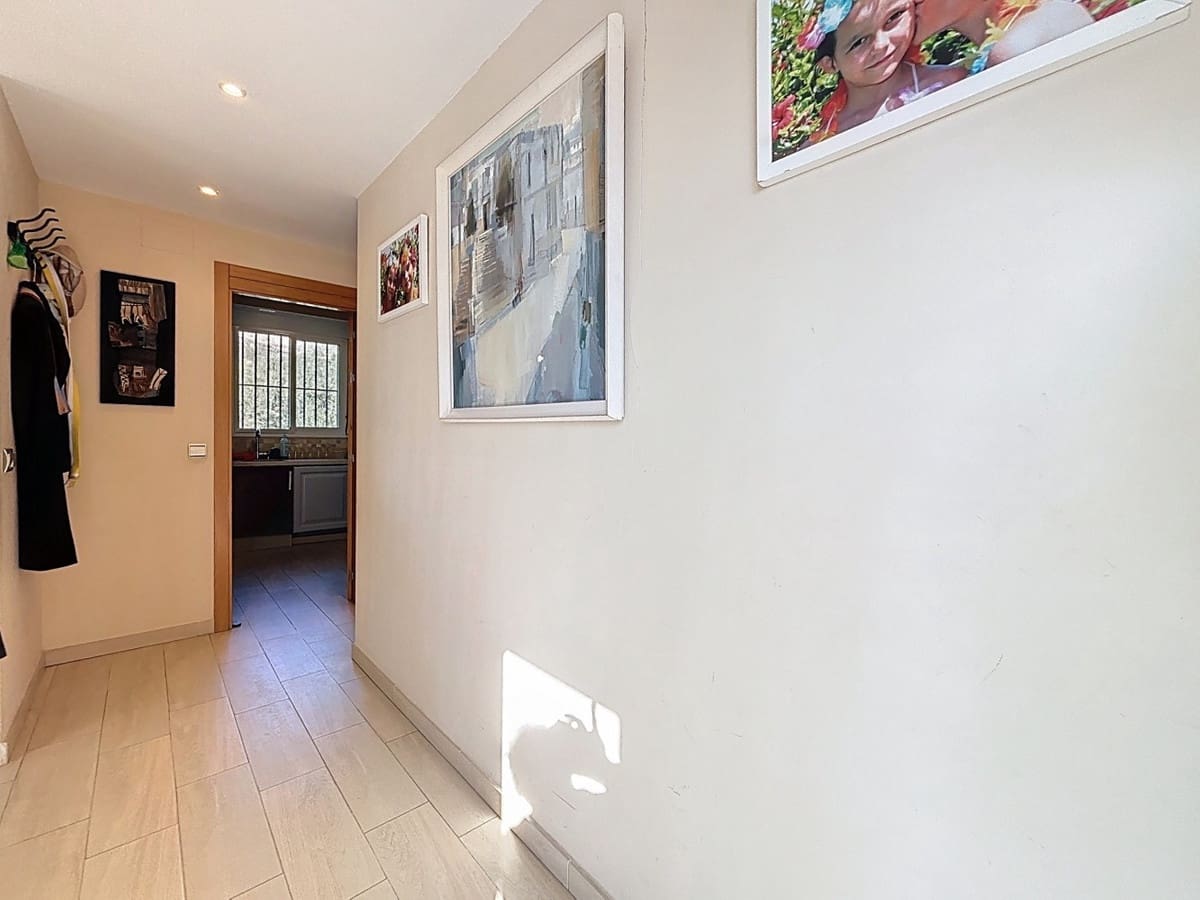 6 soverom Villa til salgs i Periana med svømmebasseng garasje - € 595 000 (Ref: 10128673)