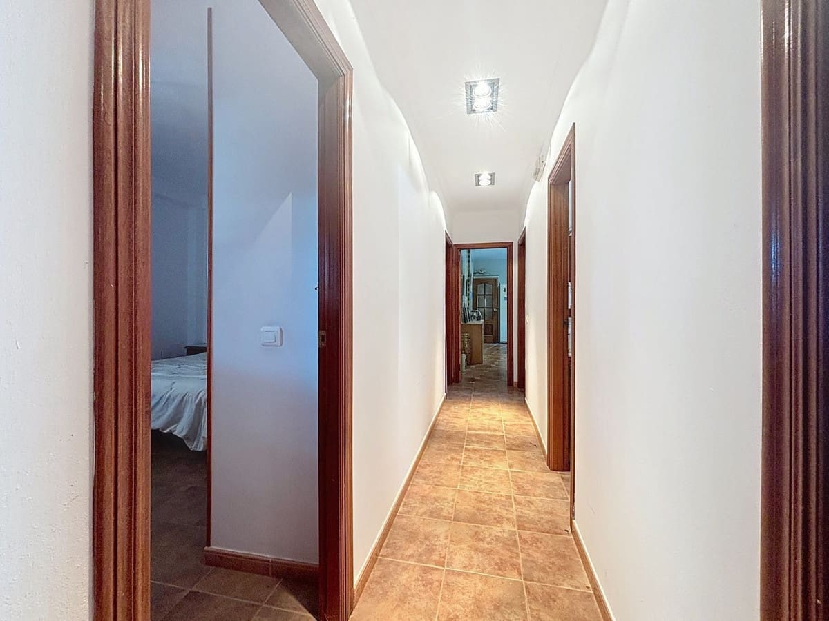 6 soverom Villa til salgs i Periana med svømmebasseng garasje - € 595 000 (Ref: 10128673)