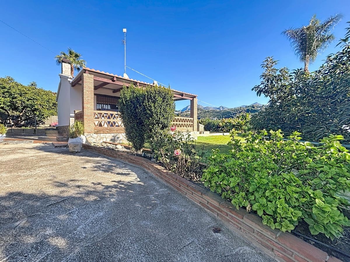 2 bedroom Villa for sale in Frigiliana with pool garage - € 365,000 (Ref: 10128674)