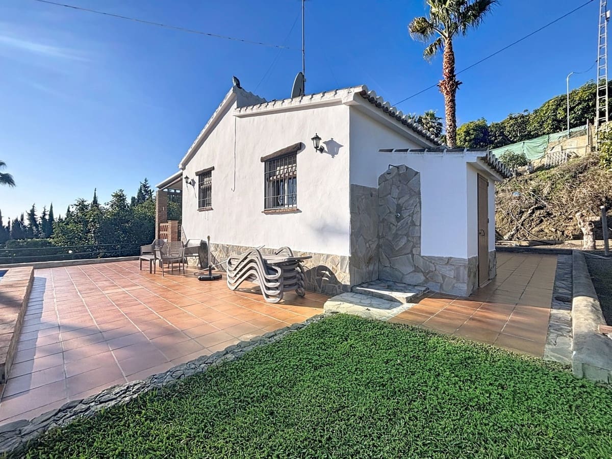 2 bedroom Villa for sale in Frigiliana with pool garage - € 365,000 (Ref: 10128674)