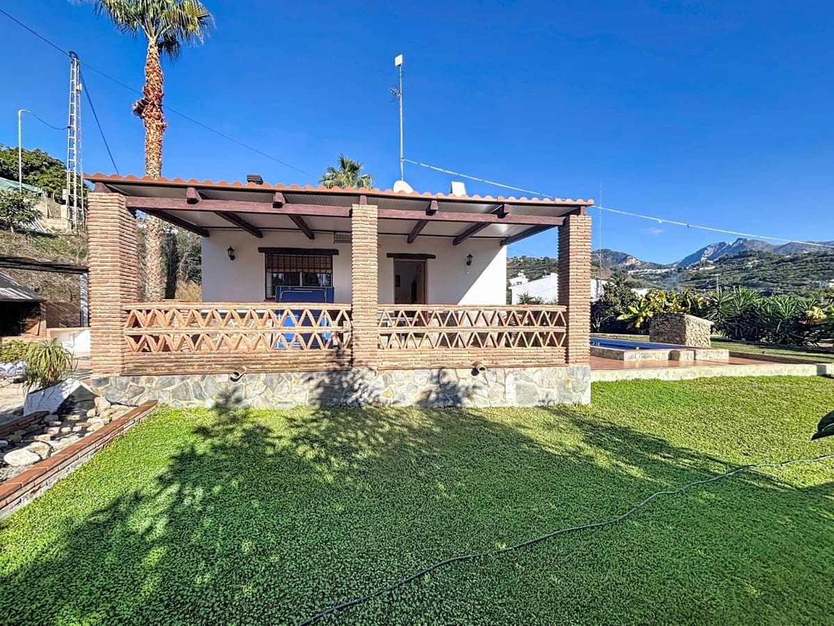 2 bedroom Villa for sale in Frigiliana with pool garage - € 365,000 (Ref: 10128674)