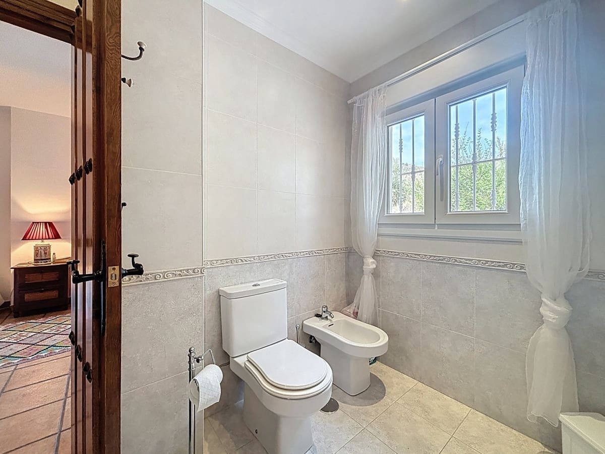 3 camera da letto Villa in vendita in Canillas de Albaida con piscina - 549.900 € (Rif: 10128676)