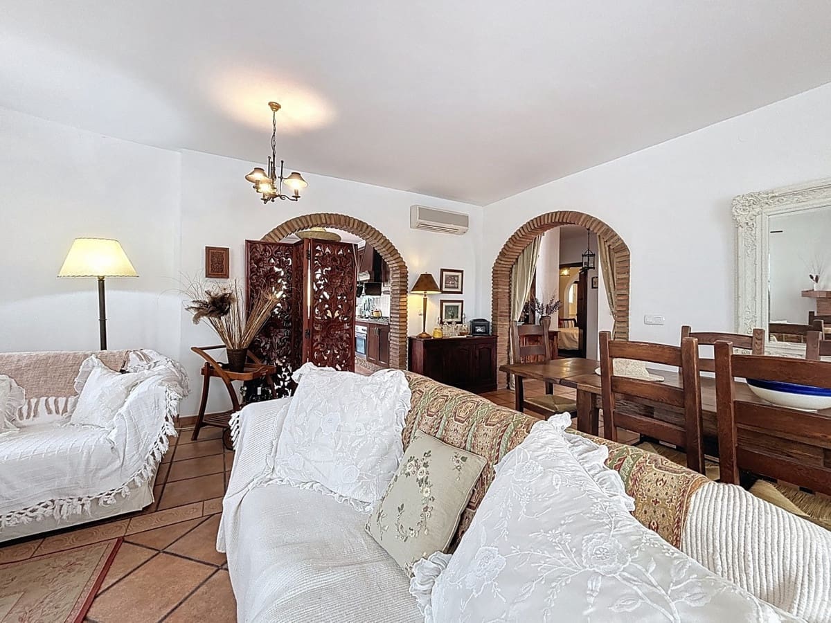 3 camera da letto Villa in vendita in Canillas de Albaida con piscina - 549.900 € (Rif: 10128676)