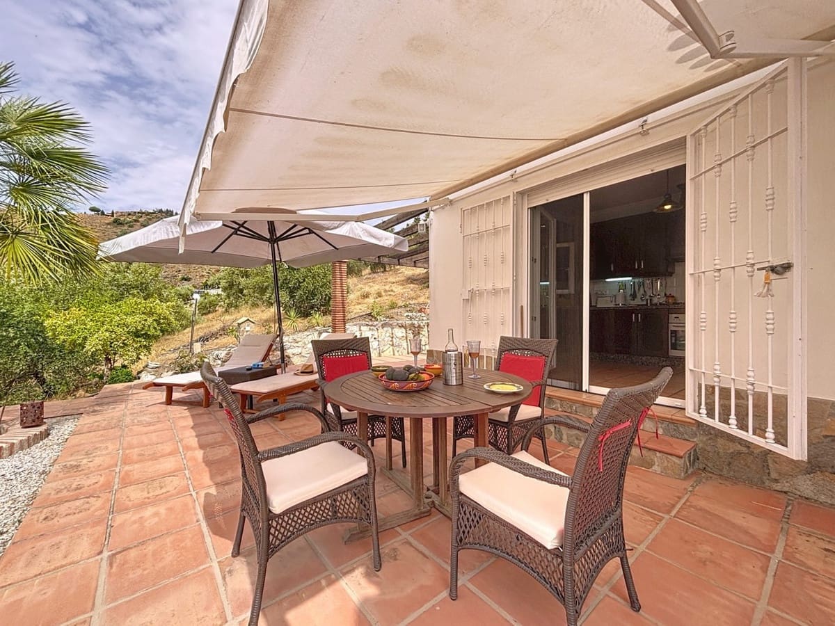 3 camera da letto Villa in vendita in Canillas de Albaida con piscina - 549.900 € (Rif: 10128676)