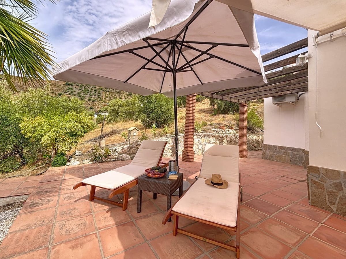 3 camera da letto Villa in vendita in Canillas de Albaida con piscina - 549.900 € (Rif: 10128676)