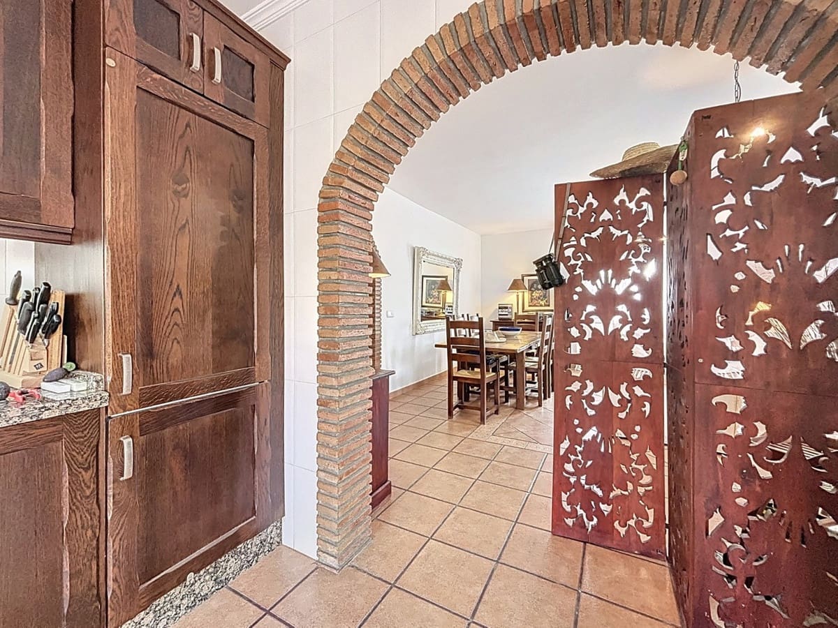 3 camera da letto Villa in vendita in Canillas de Albaida con piscina - 549.900 € (Rif: 10128676)