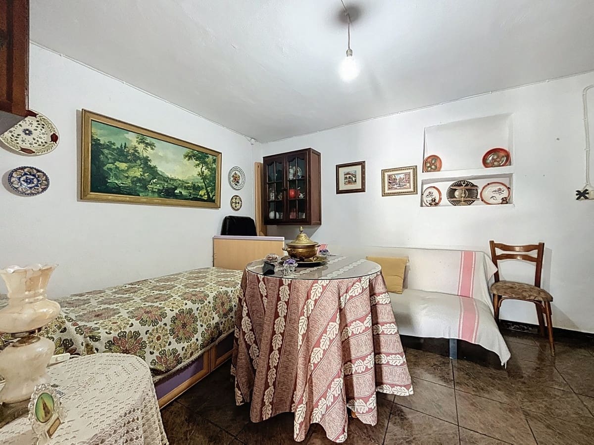4 Zimmer Villa zu verkaufen in Comares - 170.000 € (Ref: 10128677)