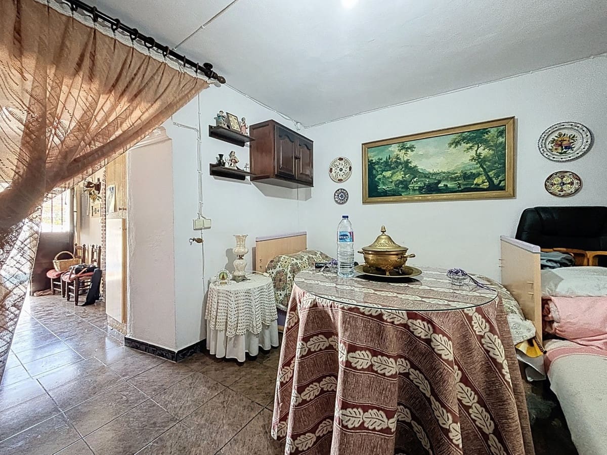 4 Zimmer Villa zu verkaufen in Comares - 170.000 € (Ref: 10128677)