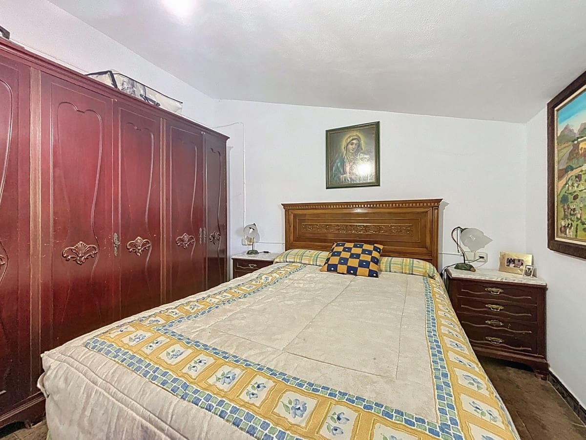 4 Zimmer Villa zu verkaufen in Comares - 170.000 € (Ref: 10128677)