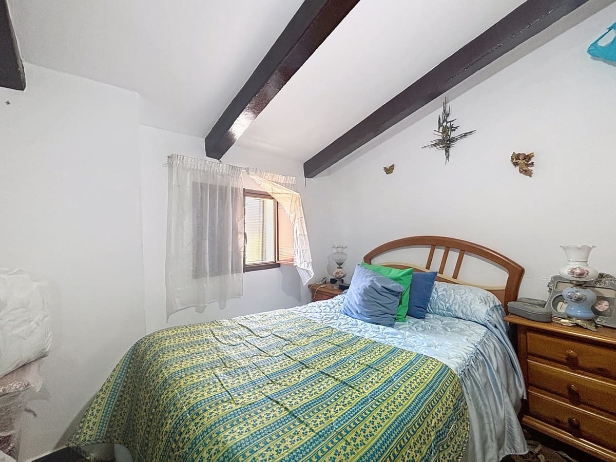 4 Zimmer Villa zu verkaufen in Comares - 170.000 € (Ref: 10128677)