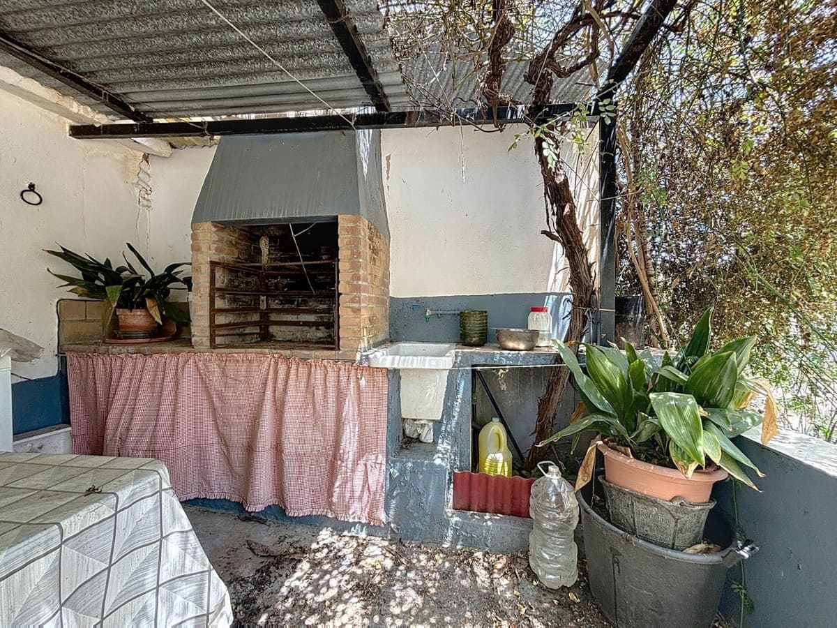 4 Zimmer Villa zu verkaufen in Comares - 170.000 € (Ref: 10128677)