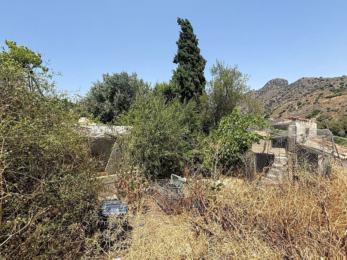 4 Zimmer Villa zu verkaufen in Comares - 170.000 € (Ref: 10128677)