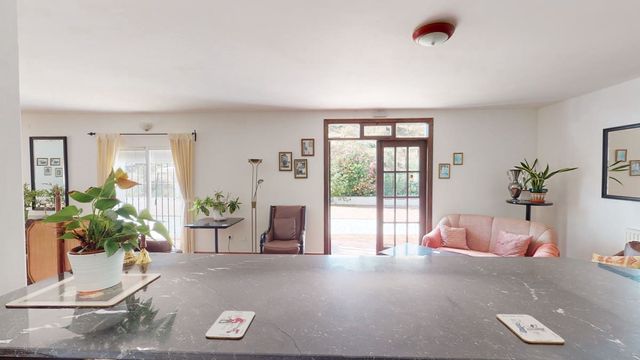 7 sovrum Villa till salu i Macharaviaya med pool garage - 995 000 € (Ref: 10128679)