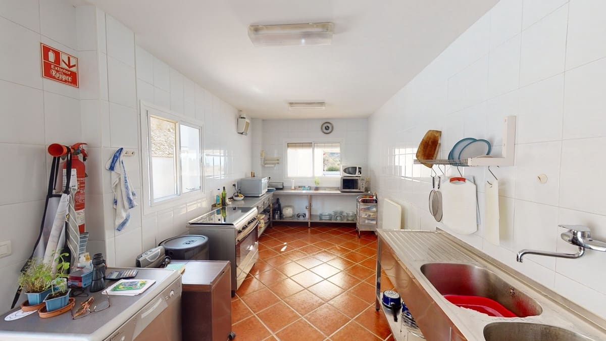 7 sovrum Villa till salu i Macharaviaya med pool garage - 995 000 € (Ref: 10128679)