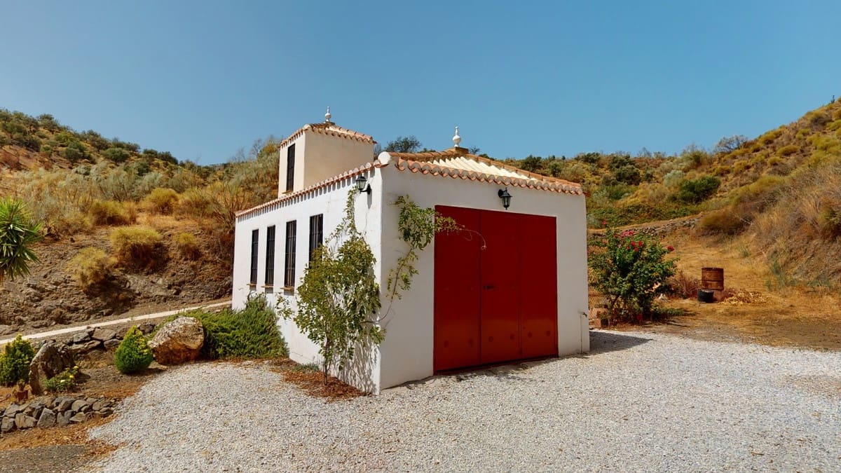 7 sovrum Villa till salu i Macharaviaya med pool garage - 995 000 € (Ref: 10128679)