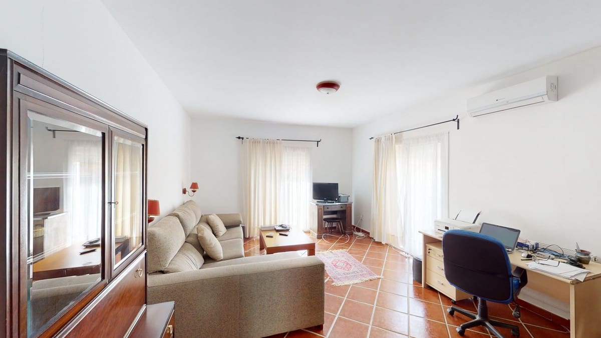 7 sovrum Villa till salu i Macharaviaya med pool garage - 995 000 € (Ref: 10128679)