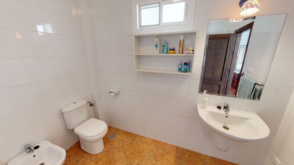 7 sovrum Villa till salu i Macharaviaya med pool garage - 995 000 € (Ref: 10128679)