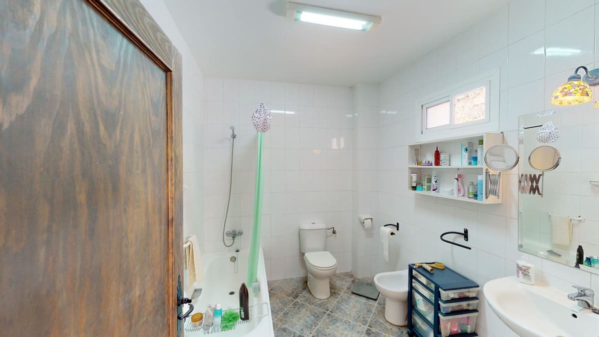 7 sovrum Villa till salu i Macharaviaya med pool garage - 995 000 € (Ref: 10128679)