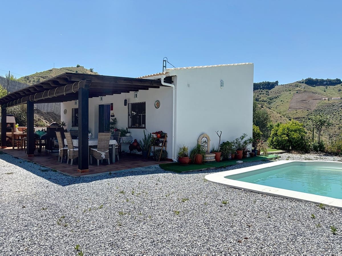 1 sovrum Finca/Hus på landet till salu i El Borge med pool garage - 190 000 € (Ref: 10128680)