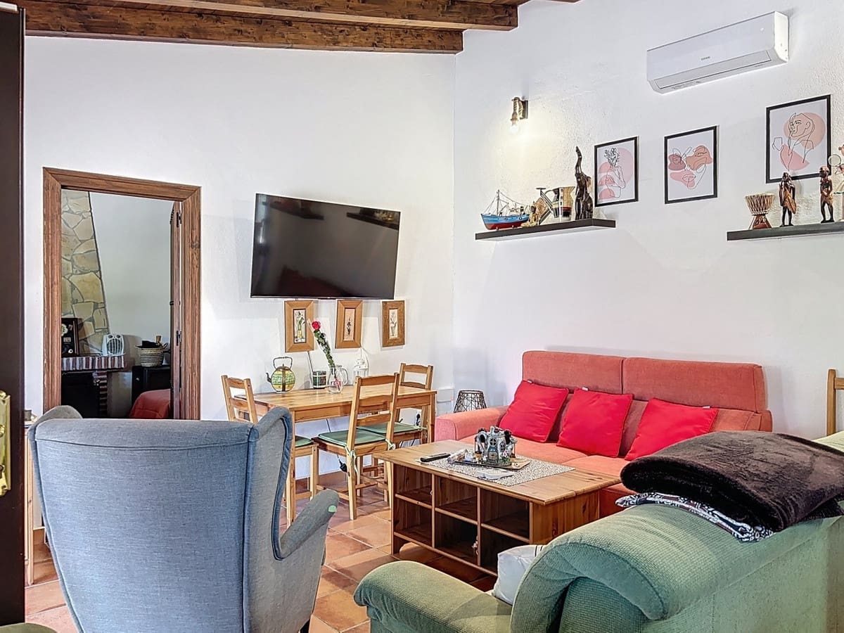 1 sovrum Finca/Hus på landet till salu i El Borge med pool garage - 190 000 € (Ref: 10128680)