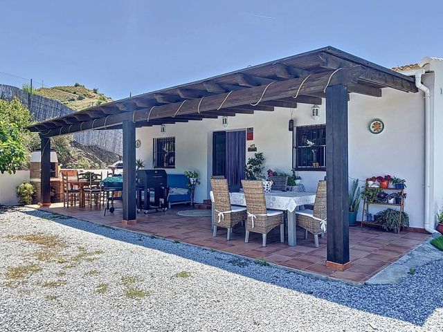1 sovrum Finca/Hus på landet till salu i El Borge med pool garage - 190 000 € (Ref: 10128680)